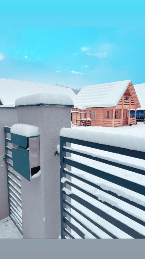 Family Apartments Mýto pod Ďumbierom Екстериор снимка